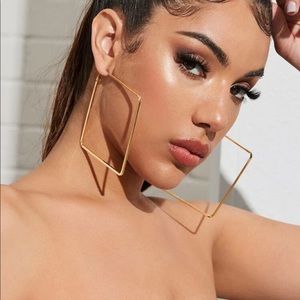 ¥ 18k Gold Big Geometric Hoop Earrings